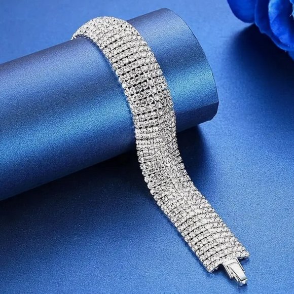 7 Row Curve Full Rhinestone Tennis Bracelet for Women - Copper Sparkling Jewelry - Picture 6 of 8